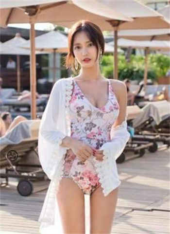 郊外金属镣铐拘束