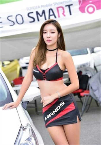 邪帝囚女是亲生的吗