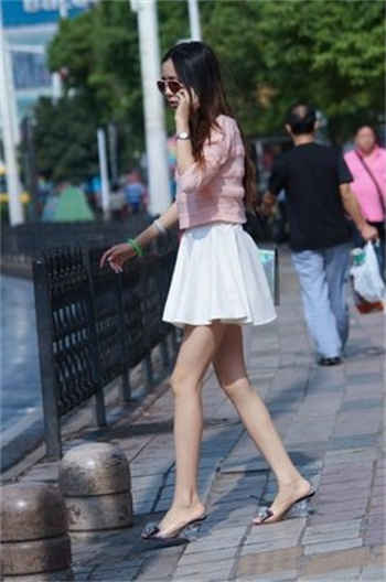精东影业女主角玲珑叫什么