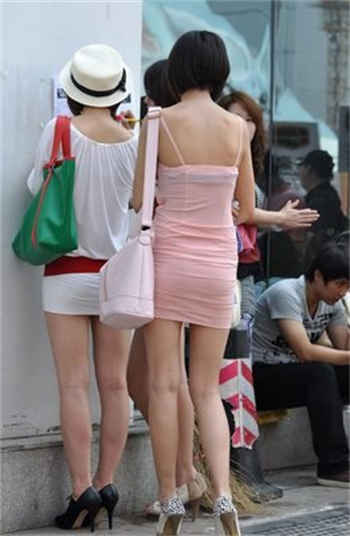 看不到的他