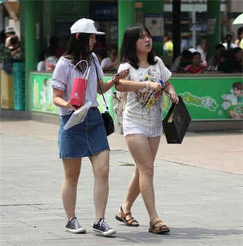 妖女直播间下载app