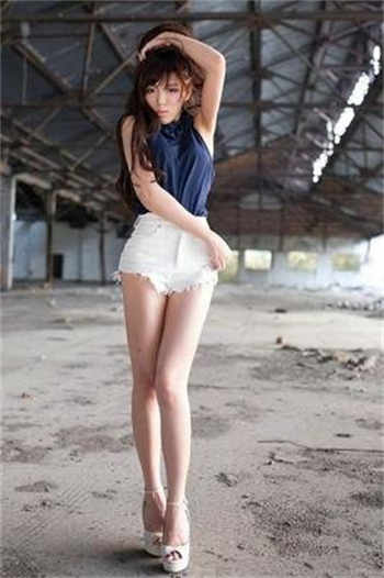 白峰美羽7月最新