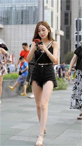 陷入魔窟的花季少女