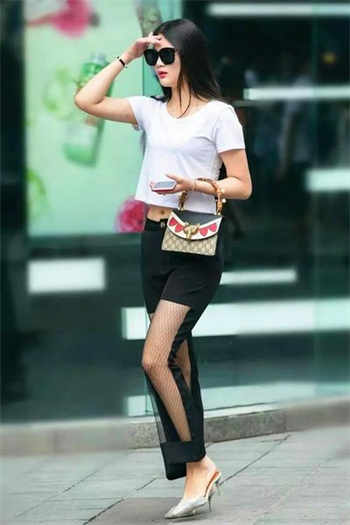 残虐女刑史