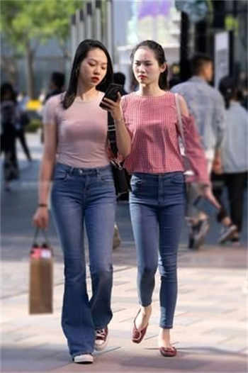 小明明看看在线久免费播放