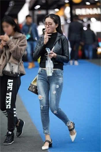 湖北经济学院女的好约
