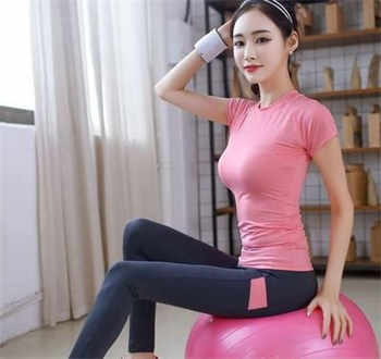 美女自卫虚拟视频录像