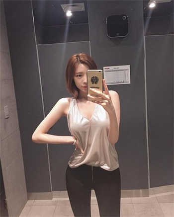 女主叫秦暖男主叫陆靳
